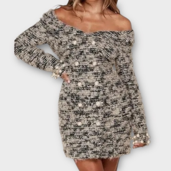 L’Atiste Knit Blazer Dress with Faux Pearls - Picture 5 of 16